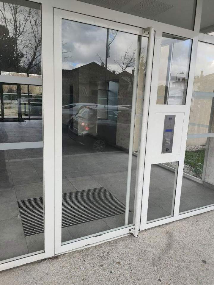 Installation de vitres Lyon